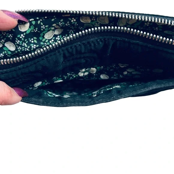 Vera Bradley Front Envelope Closure Cross Body Bag Black Quilted - Picture 5 of 11